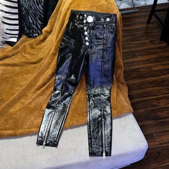Alexander Wang Snap-Detailed Patent Leather Skinny Pants in Black - Picture 5 of 12